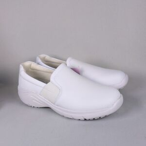 Hawkwell Women's White Slip-On Nursing Sneakers